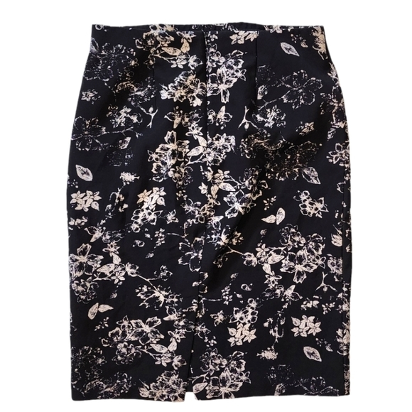 Philosophy Size 8 Black Floral Pencil Skirt Back Zip - Picture 2 of 3